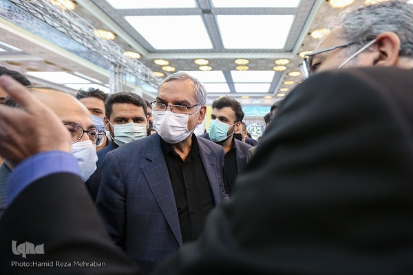 بازدید بهرام عین اللهی، وزیر بهداشت، درمان و آموزش پزشکی از نمایشگاه بین المللی قرآن کریم