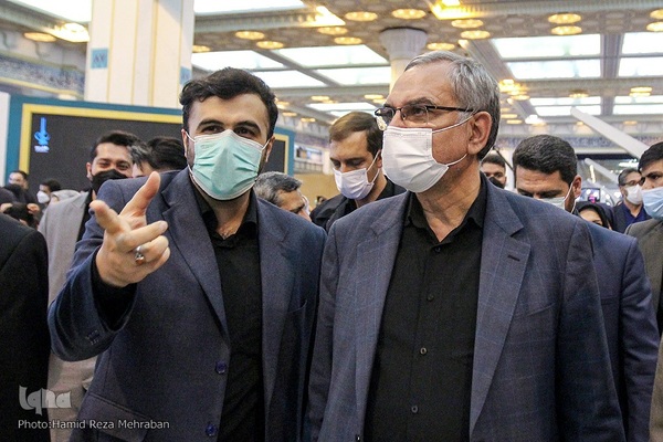 بازدید بهرام عین اللهی، وزیر بهداشت، درمان و آموزش پزشکی از نمایشگاه بین المللی قرآن کریم