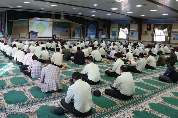 جز‌ء‌خوانی قرآن در مهدیه الغدیر بیرجند