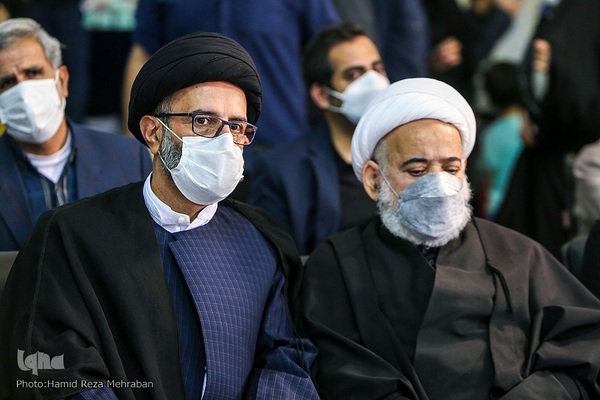 رونمایی از کتاب حجاب در قرآن