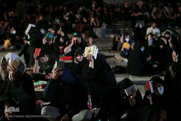 مراسم احیای شب بیست و سوم ماه مبارک رمضان، در بقعه متبرکه امامزاده سید جعفر(ع) و حمیده خاتون (س) باغ‌ فیض