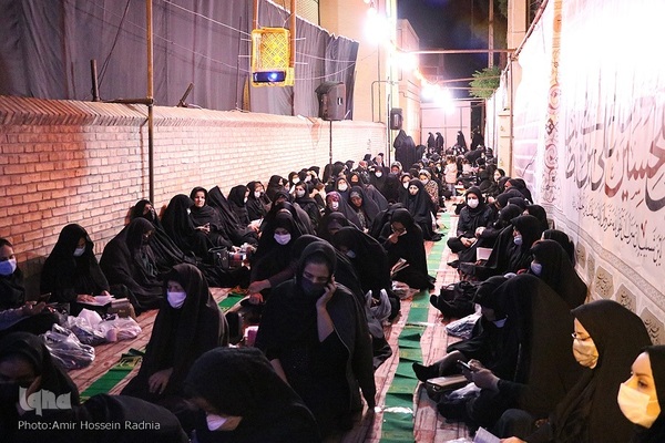 مراسم احیای شب قدر ۲۳ رمضان در بقاع و امامزادگان بیرجند