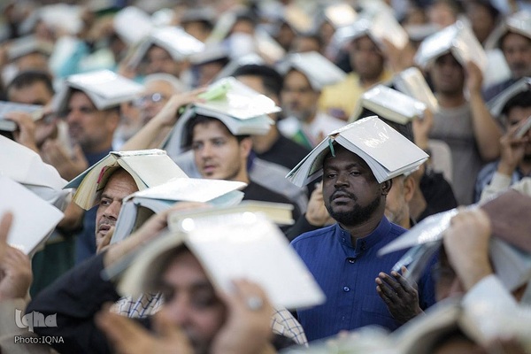 مراسم احیای شب بیست‌و‌سوم ماه مبارک رمضان، در حرم نورانی امام حسین(ع) و بین الحرمین در کربلای معلی