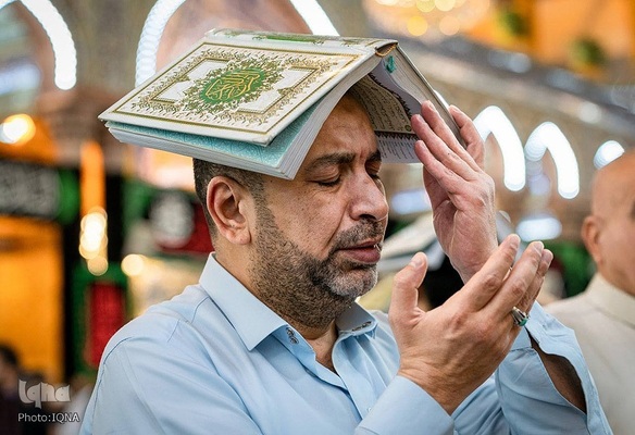 مراسم احیای شب بیست‌و‌سوم ماه مبارک رمضان، در حرم نورانی امام حسین(ع) و بین الحرمین در کربلای معلی