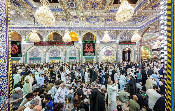 مراسم احیای شب بیست‌و‌سوم ماه مبارک رمضان، در حرم نورانی امام حسین(ع) و بین الحرمین در کربلای معلی