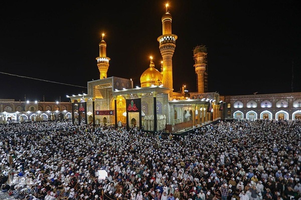 مراسم احیای شب بیست و سوم ماه مبارک رمضان با قرائت دعای جوشن کبیر در آستان مقدس کاظمیه (ع)