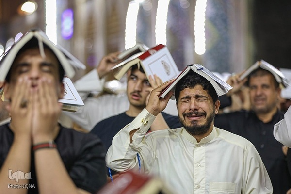 مراسم احیای شب بیست و سوم ماه مبارک رمضان با قرائت دعای جوشن کبیر در آستان مقدس کاظمیه (ع)