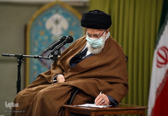 دیدار جمعی از دانشجویان با رهبر انقلاب