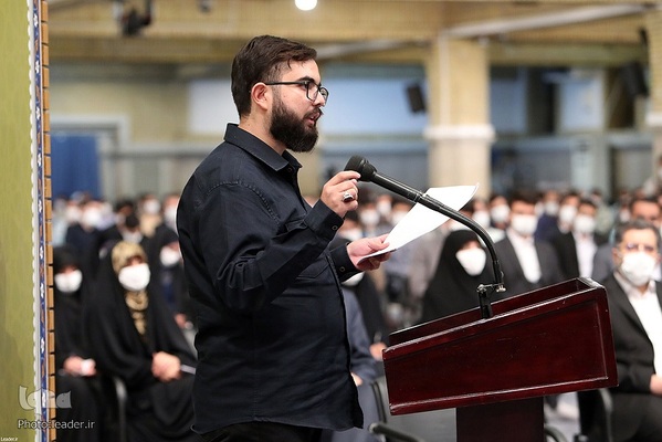 دیدار جمعی از دانشجویان با رهبر انقلاب