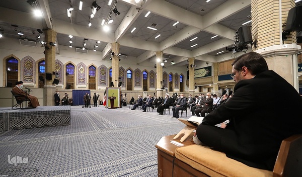 دیدار جمعی از دانشجویان با رهبر انقلاب