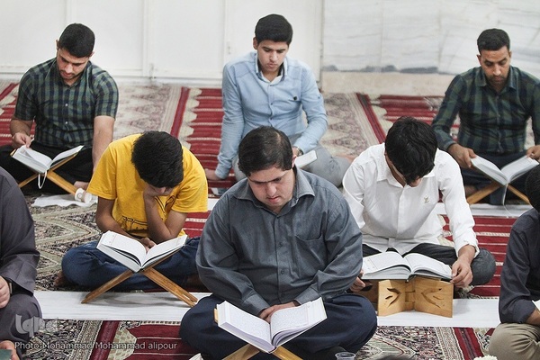 هر مسجد یک پایگاه قرآنی؛ مسجد صاحب‌الزمان(عج) ملاثانی