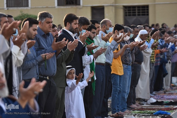 اقامه نماز عید سعید فطر در آبادان