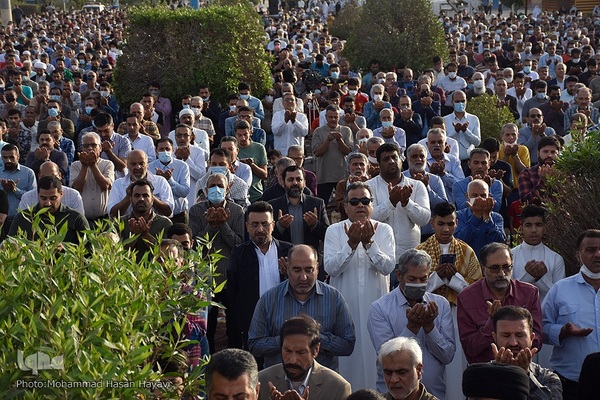اقامه نماز عید سعید فطر در آبادان