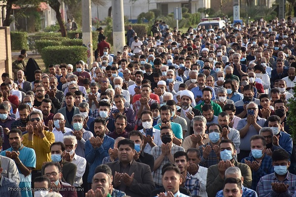 اقامه نماز عید سعید فطر در آبادان