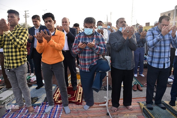 اقامه نماز عید سعید فطر در آبادان