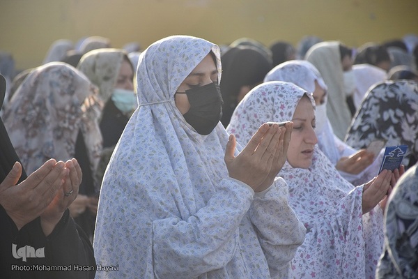 اقامه نماز عید سعید فطر در آبادان