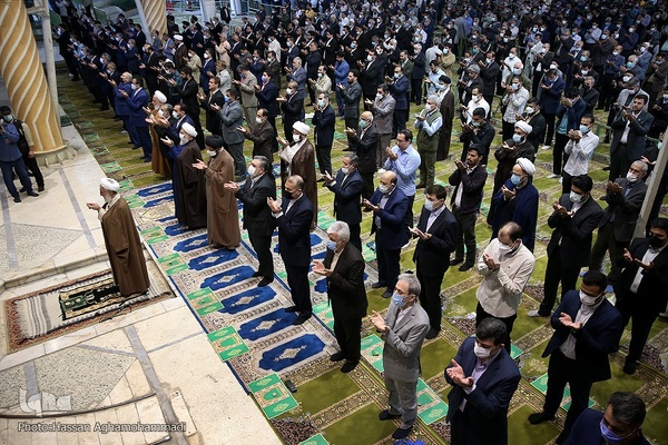 نماز عید سعید فطر در دانشگاه تهران