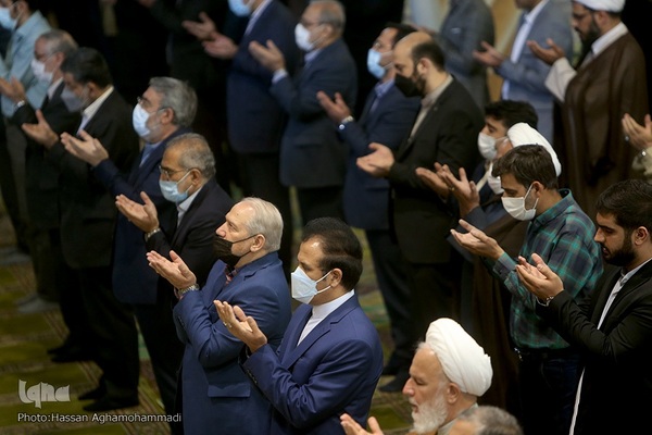 نماز عید سعید فطر در دانشگاه تهران