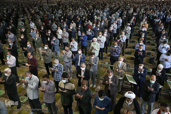 نماز عید سعید فطر در دانشگاه تهران