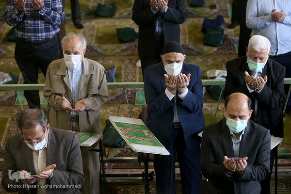 نماز عید سعید فطر در دانشگاه تهران