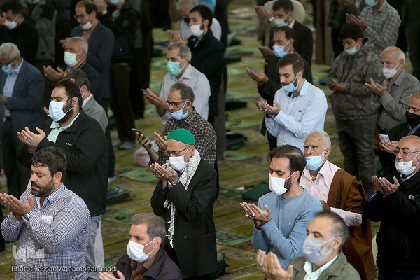 نماز عید سعید فطر در دانشگاه تهران