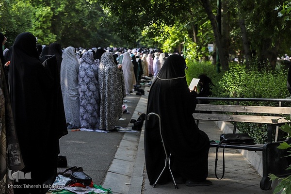 نماز عید فطر در دانشگاه تهران(2)
