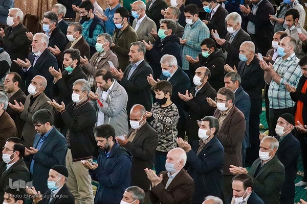 اقامه نماز عید سعید فطر در زنجان