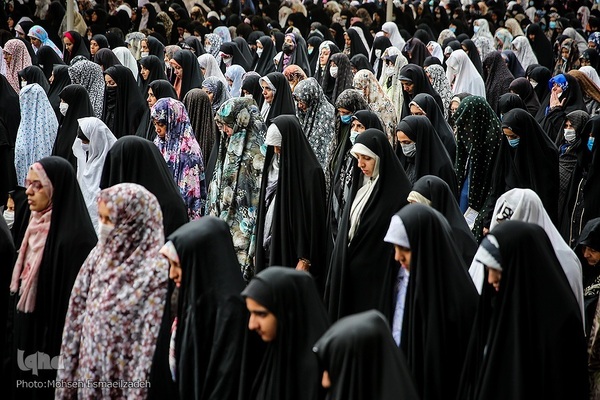 اقامه نماز عید فطر در حرم مطهر رضوی‎