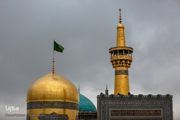 اقامه نماز عید فطر در حرم مطهر رضوی‎