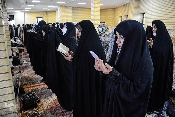 اقامه نماز عید سعید فطر در محلات