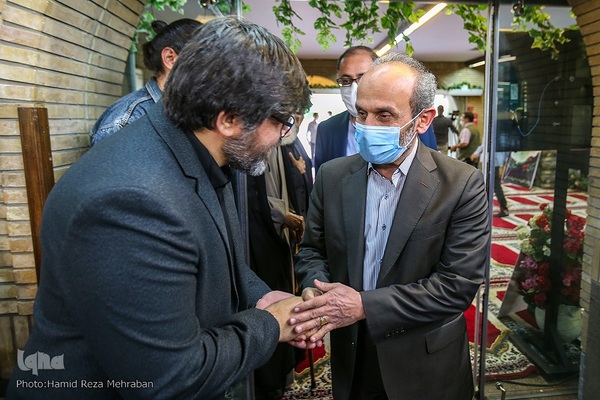 گرامیداشت هنرمند انقلابی نادر طالب‌زاده