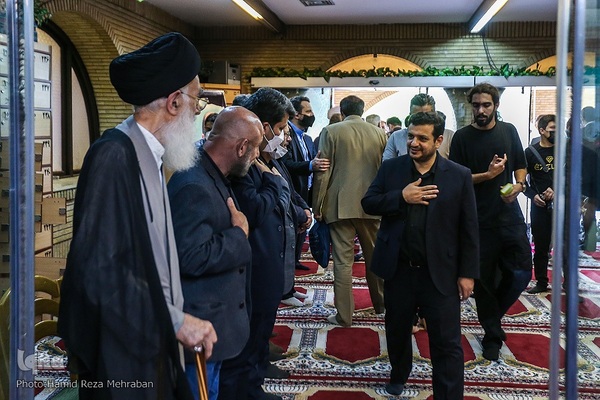 گرامیداشت هنرمند انقلابی نادر طالب‌زاده