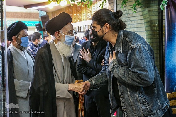 گرامیداشت هنرمند انقلابی نادر طالب‌زاده