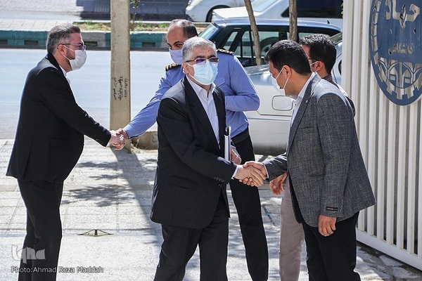 انعقاد تفاهم‌نامه‌ای جهاددانشگاهی و محمدهادی ایمانیه، استاندار فارس