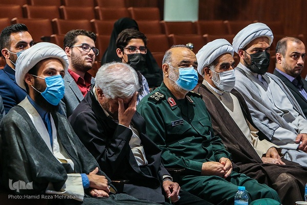 آیین اختتامیه هجدهمین و نوزدهمین همایش ادبی سوختگان وصل