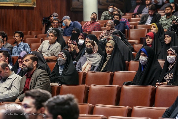 آیین اختتامیه هجدهمین و نوزدهمین همایش ادبی سوختگان وصل