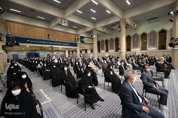 دیدار معلمان با رهبر انقلاب