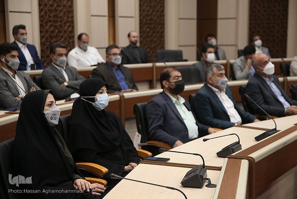 آیین رونمایی از مصحف شریف