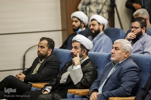 گرامیداشت هنرمند انقلابی نادر طالب زاده