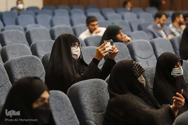 گرامیداشت هنرمند انقلابی نادر طالب زاده