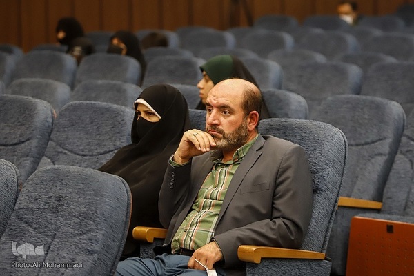 گرامیداشت هنرمند انقلابی نادر طالب زاده