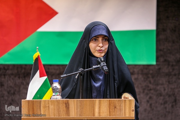 گرامیداشت شهیده خبرنگار ، شیرین ابوعاقله