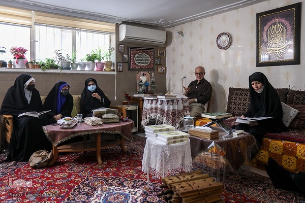 جلسه آموزش قرآن استاد موسوی بلده