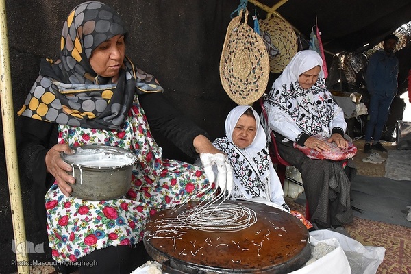 آیین سنتی «شیردوشان» در دیباج دامغان