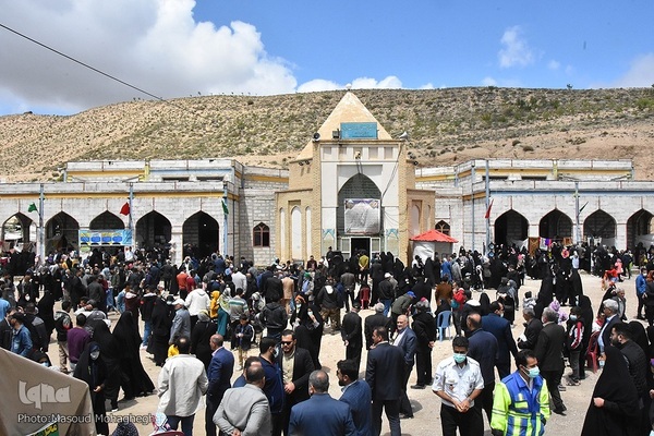 آیین سنتی «شیردوشان» در دیباج دامغان