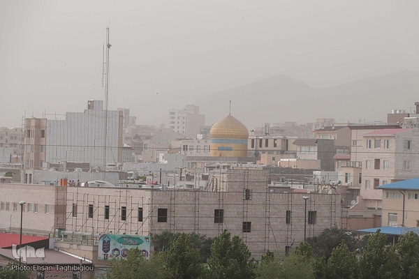 هجوم ریزگرد ها به زنجان‎‎