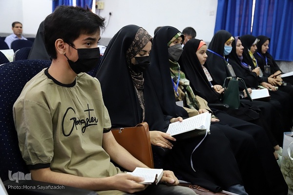 مرحله نیمه نهایی مسابقات قرآن و نهج شرکت ملی پالایش و پخش فرآورده‌های نفتی در اهواز