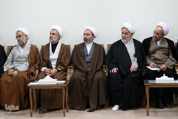 دیدار دست‌اندرکاران کنگره بزرگداشت شهدای روحانی با رهبر انقلاب