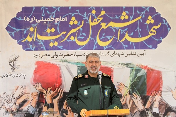 تشییع پیکرهای پاک و مطهر دو شهید گمنام دوران دفاع مقدس در مجتمع فرهنگی ورزشی فجر سپاه اهواز