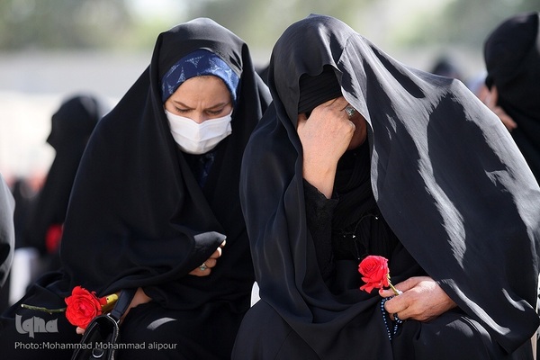 تشییع پیکرهای پاک و مطهر دو شهید گمنام دوران دفاع مقدس در مجتمع فرهنگی ورزشی فجر سپاه اهواز